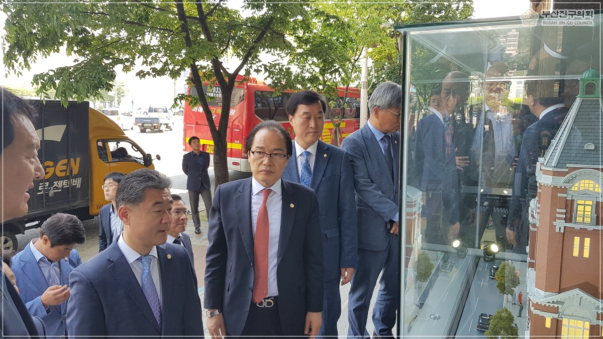 부산광역시 구군의장협의회 부산본부세관 현장방문 실시 1번째