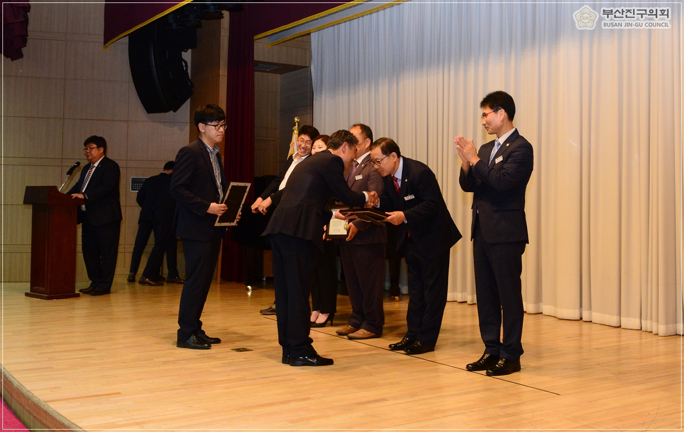 제15회 지방의정봉사상 시상식 열려 4번째