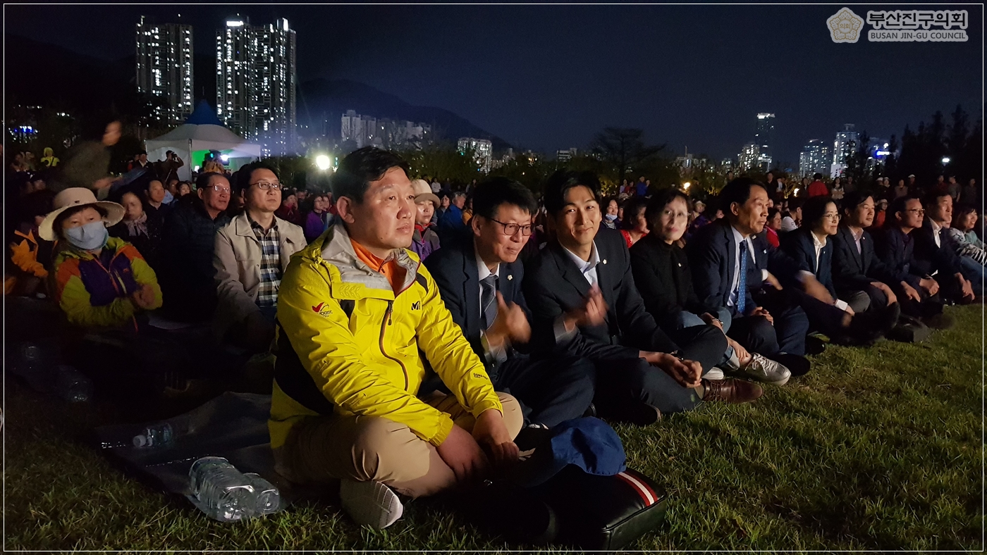 부산국제영화제 시민공원 상영회 개막식 참석 6번째