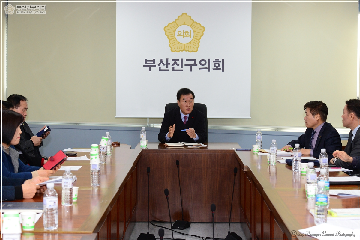 대형유통기업 기업법인화 관련 토론회 개최 1번째