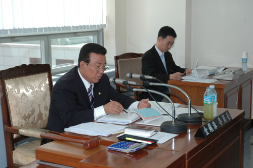 예산결산특별위원회 1번째