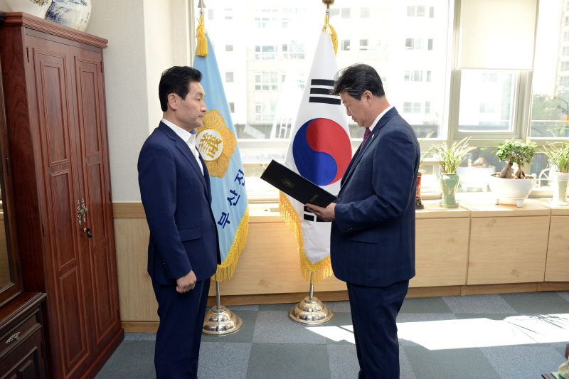 결산검사위원 위촉식 2번째