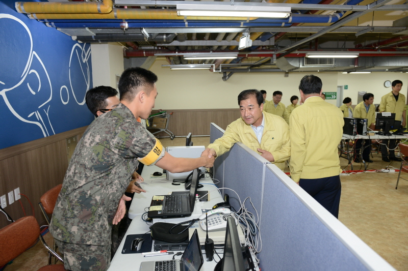 2015 을지연습 상황실 방문 3번째