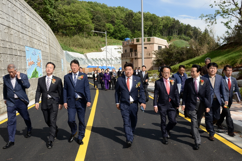 초읍동 도로개통식 4번째