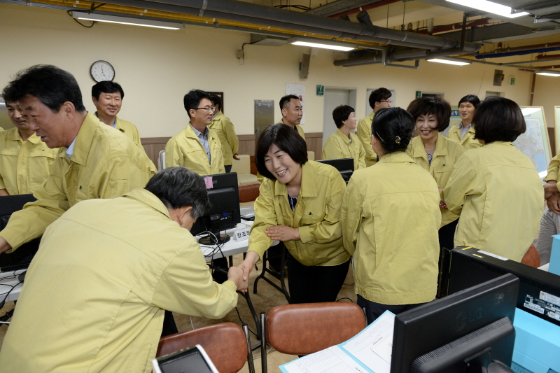 을지연습 종합상황실 격려 5번째