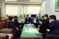현업부서 직원 격려의 자리 3번째