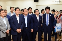 부마항쟁 40주년 기념 민중미술작품 전시회 참석 3번째