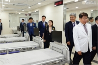 부산백병원 미래의생명센터 개소식 참석 6번째