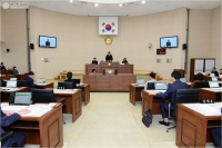 제297회 정례회 제3차 본회의 개최 1번째